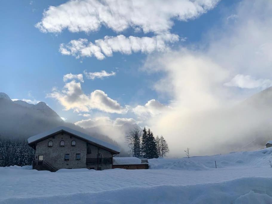 Chalet Rustico Bertolini Per Gruppi! Villa Вермилио Екстериор снимка